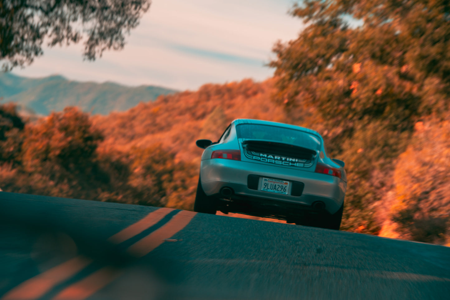 996